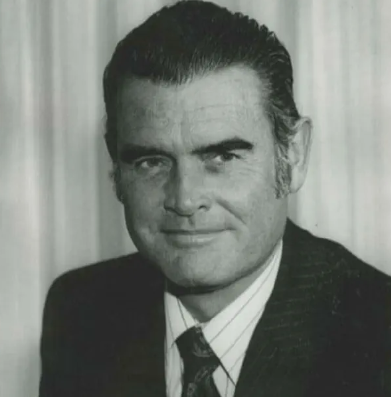 Robert E. Cartwright, Sr.