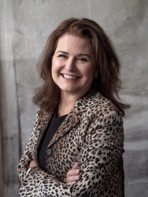 Patricia Diaz Dennis