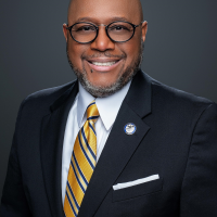 Mayor Vince Williams